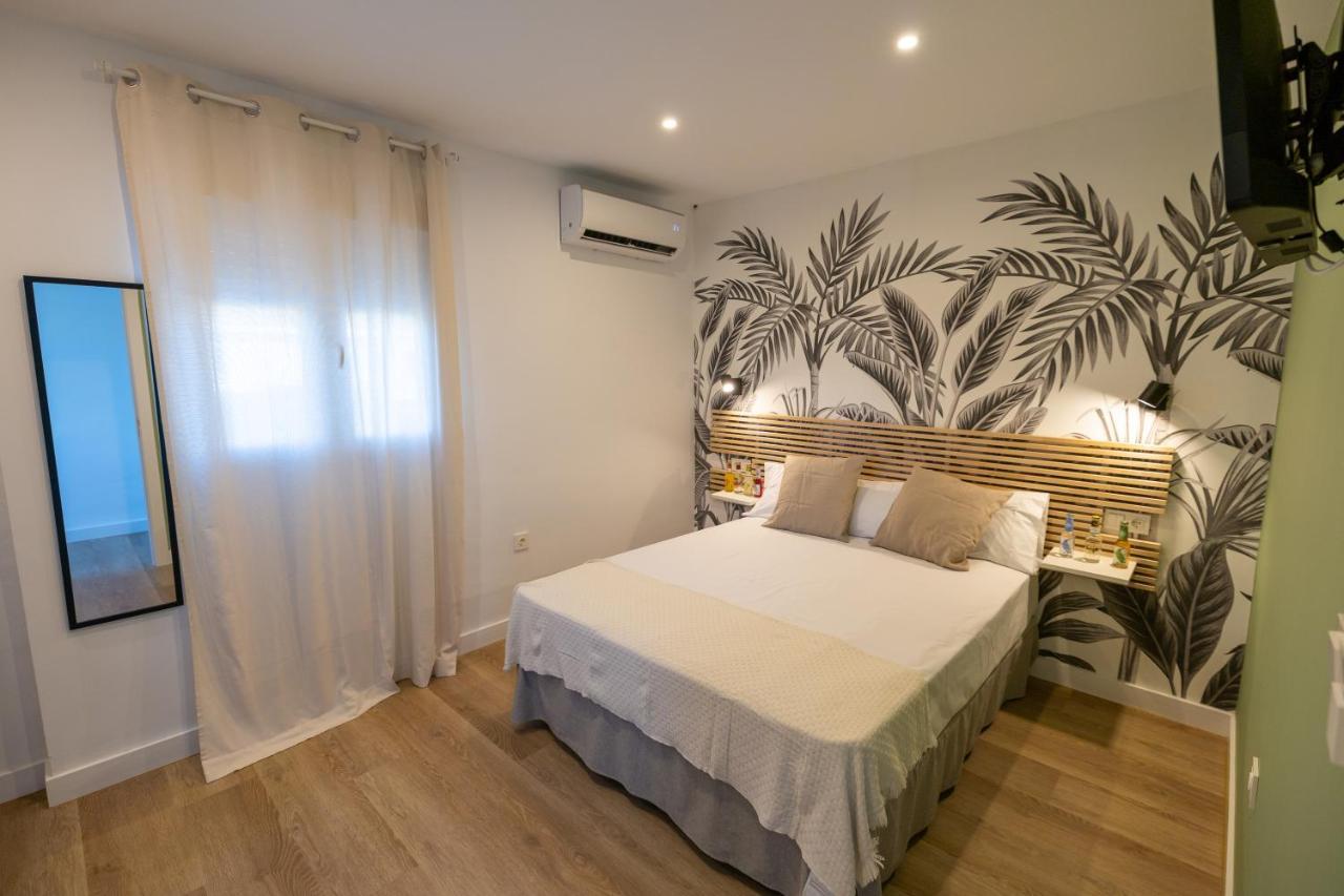 Hostal Royal Bliss Punta Umbría Buitenkant foto