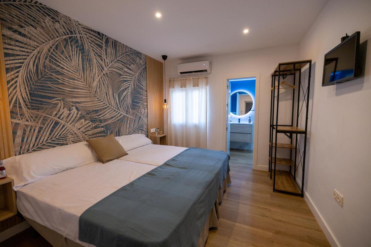 Hostal Royal Bliss Punta Umbría Buitenkant foto